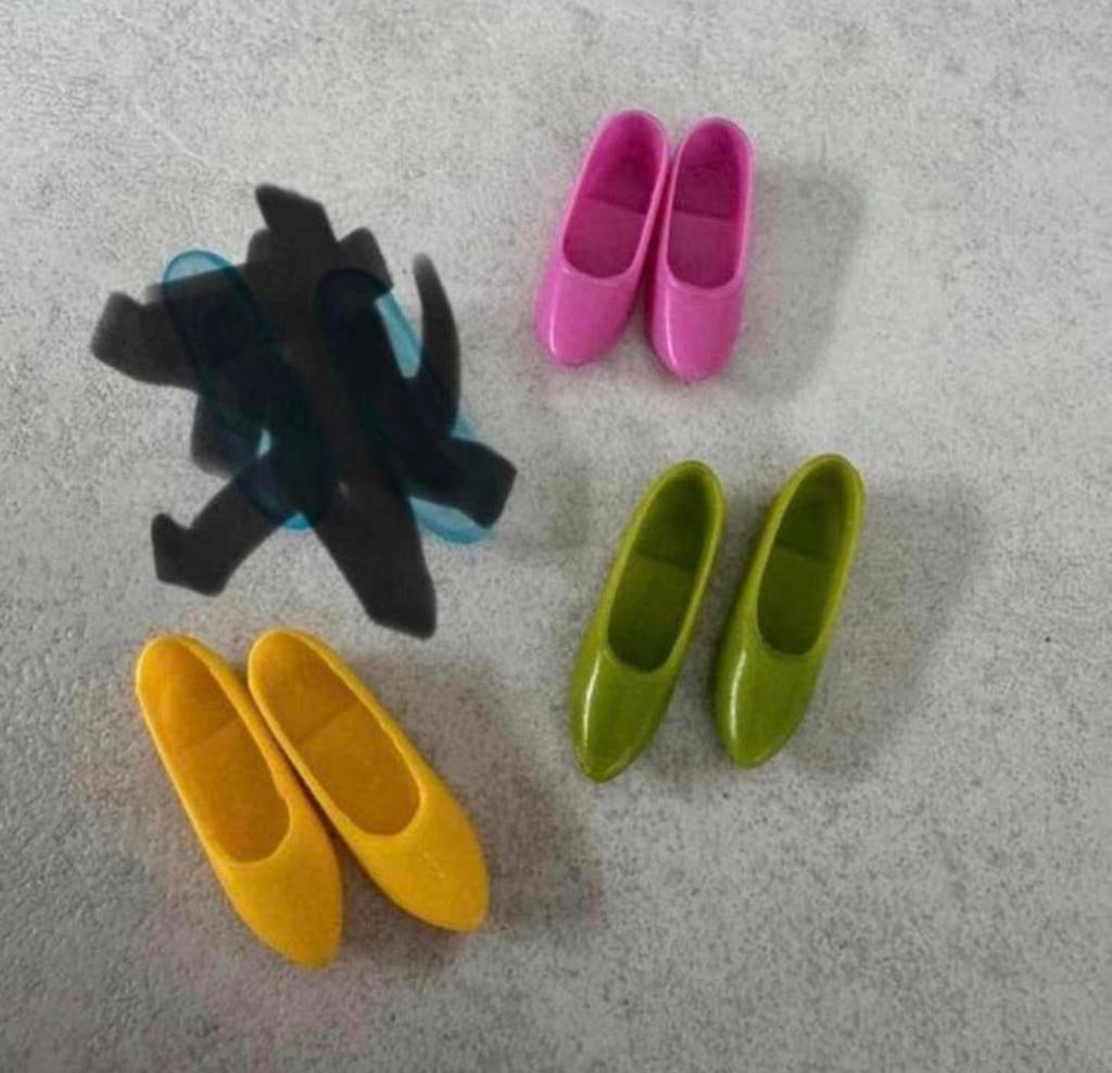 Barbie platte schoentjes jaren 90, Verzamelen, Ophalen of Verzenden, Gebruikt, Accessoires