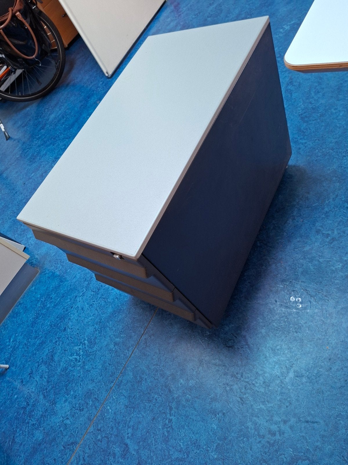 ladekast met 3 laden, slot , verrijdbaar, Huis en Inrichting, Kasten | Ladekasten, Ophalen, Minder dan 50 cm, Gebruikt, 3 of 4 laden