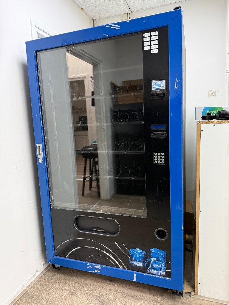 Vendingmachine, Ophalen, 200 liter of meer, 160 cm of meer, Zonder vriesvak