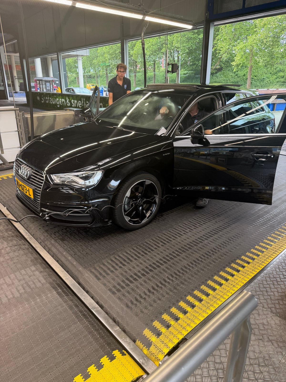 Audi A3 1.4 Tfsi 280pk E-tron Phev S Tronic 2015 Zwart, Auto's, Audi, 4 cilinders, Zwart, 1395 cc, Hybride Elektrisch/Benzine