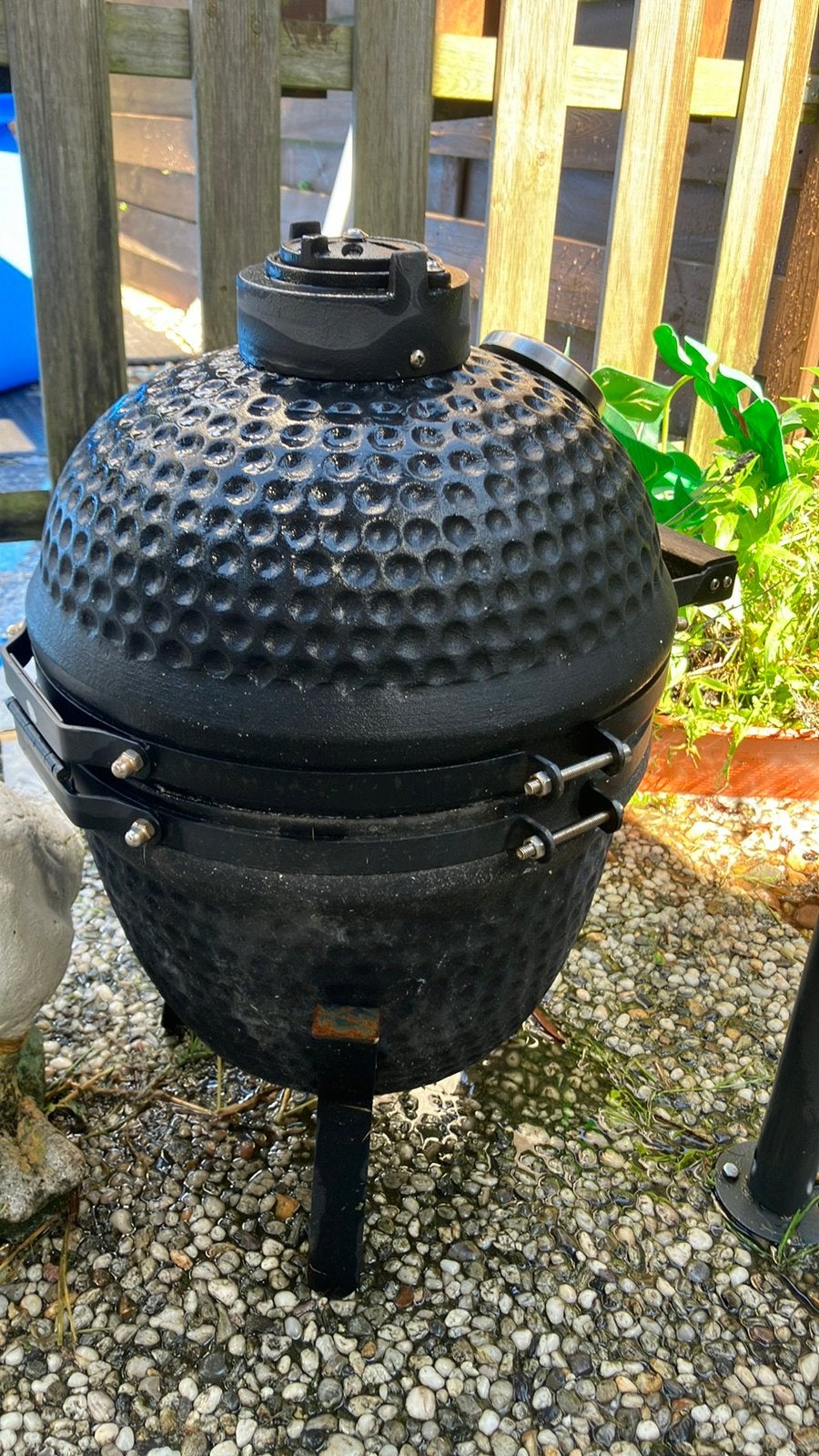 Houtskool Barbecue, Ophalen, Gebruikt