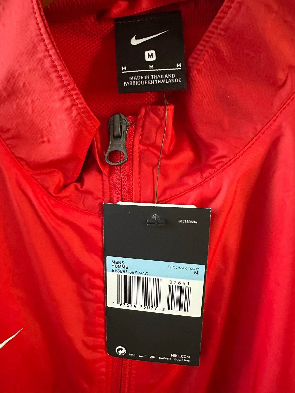 Nieuw Nike regen/windjack - Maat M, Overige typen, Nieuw, Overige maten, Ophalen of Verzenden