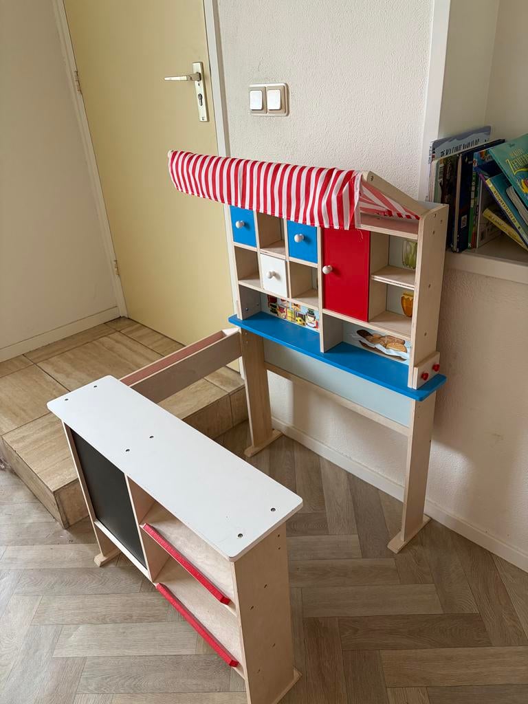 Houten speelgoedwinkel met marktkraam, Ophalen, Gebruikt, Jongen of Meisje