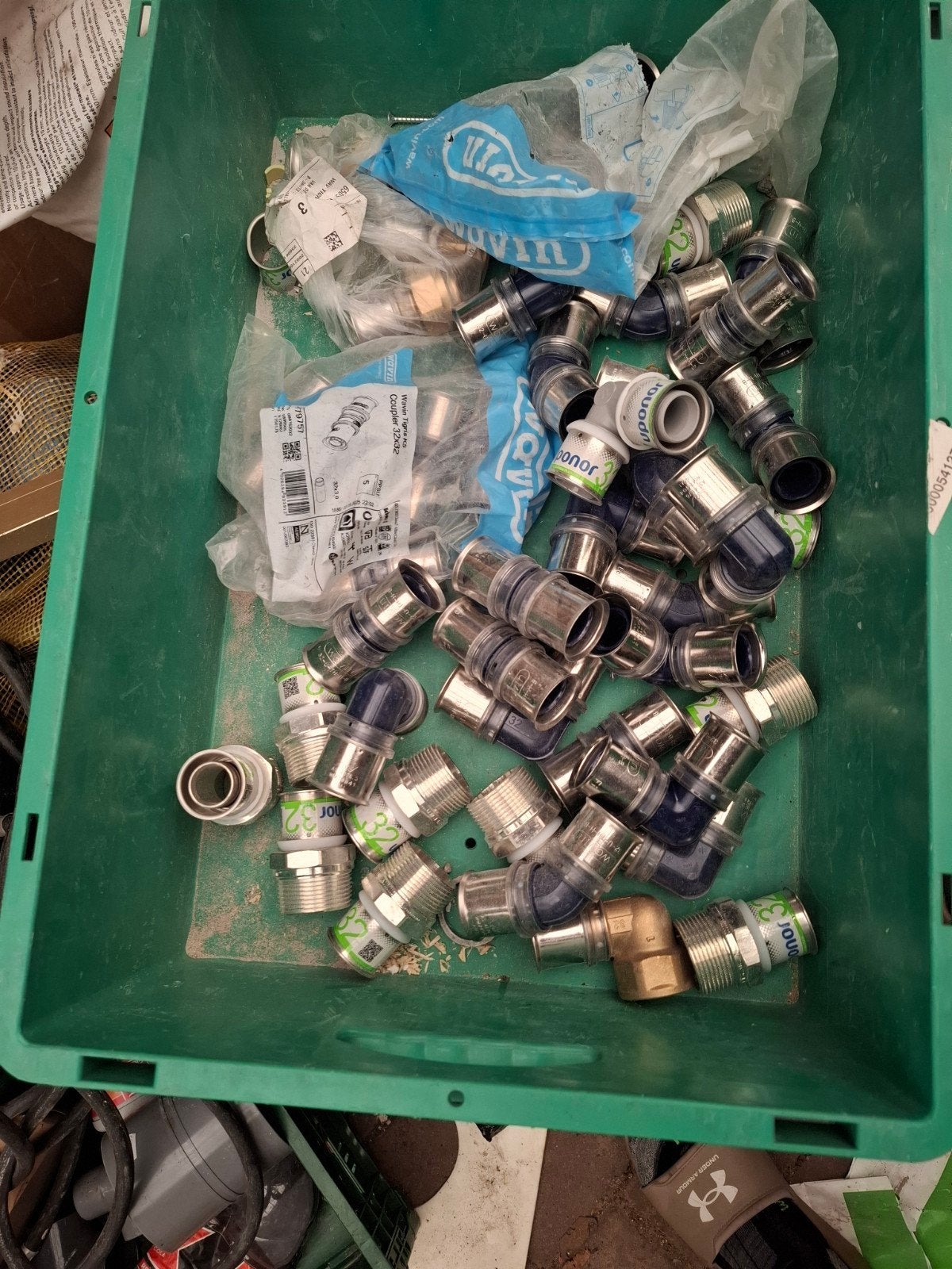 Diverse koppelingen en bochten voor waterleidingen, Overige materialen, Overige typen, Nieuw, Minder dan 2 meter