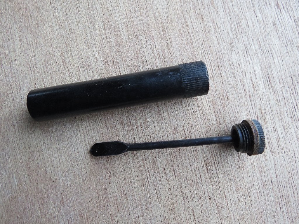 Lee Enfield Bren Sten bakaliete olieflesje met pijl, Verzamelen, Verzenden, Landmacht, Engeland, Overige typen