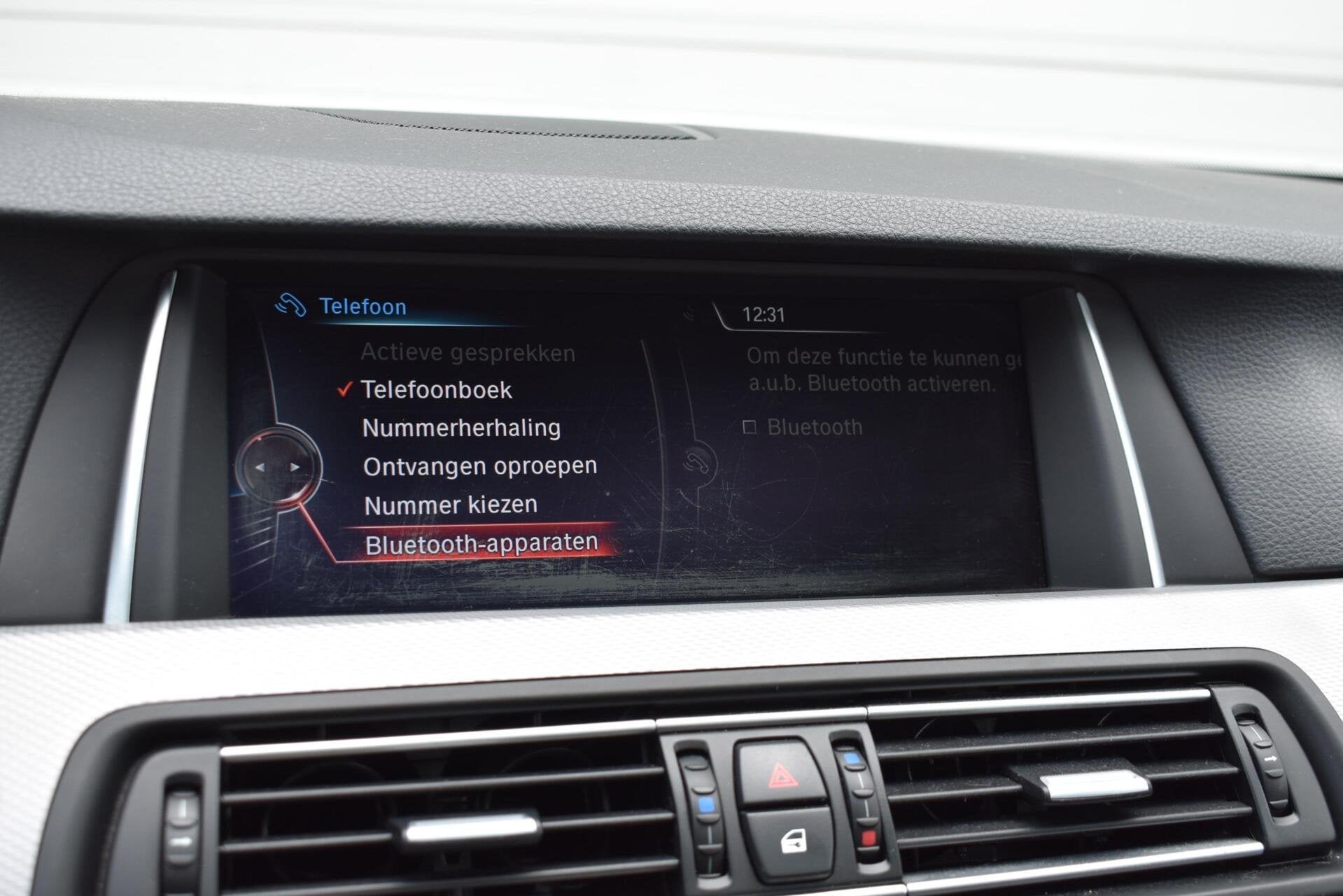 Foto 18 van BMW 5-serie Touring 520i High Executive | Pano | Trekhaak |