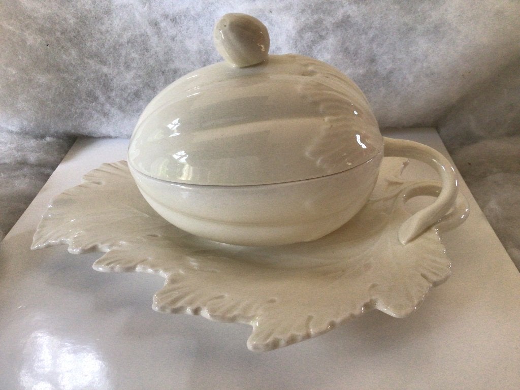 Vintage terrine Wedgwood Etruria. Eikenblad, Antiek en Kunst, Ophalen of Verzenden