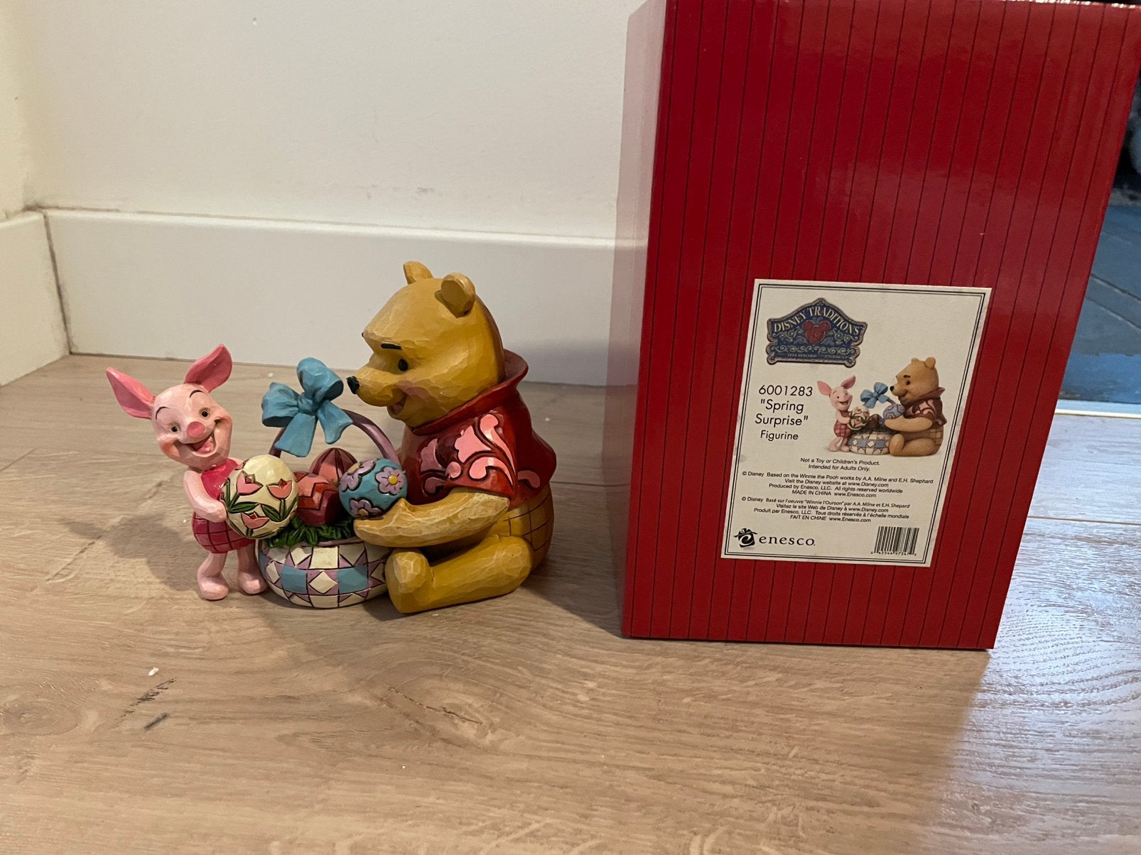 Disney Traditions Winnie de Poeh pooh & Knorretje pasen, Ophalen of Verzenden, Winnie de Poeh of vrienden, Nieuw, Beeldje of Figuurtje