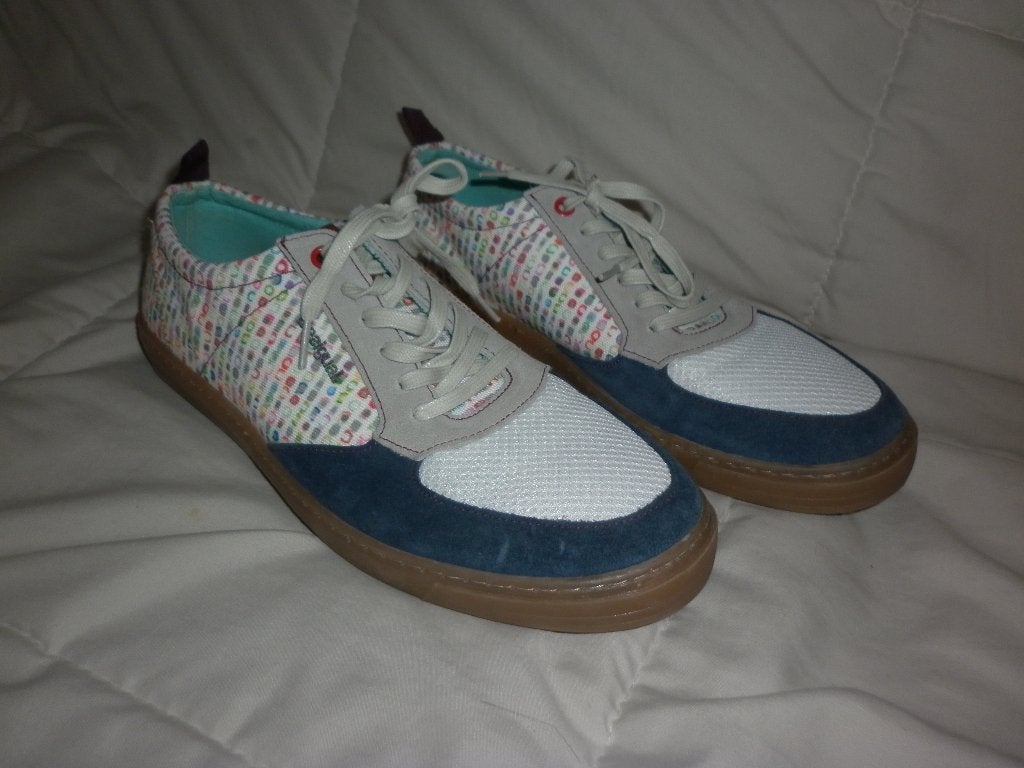 sneakers    maat 43 merk :  Desigual, Kleding | Dames, Overige kleuren, Ophalen of Verzenden, Desigual, Sneakers of Gympen