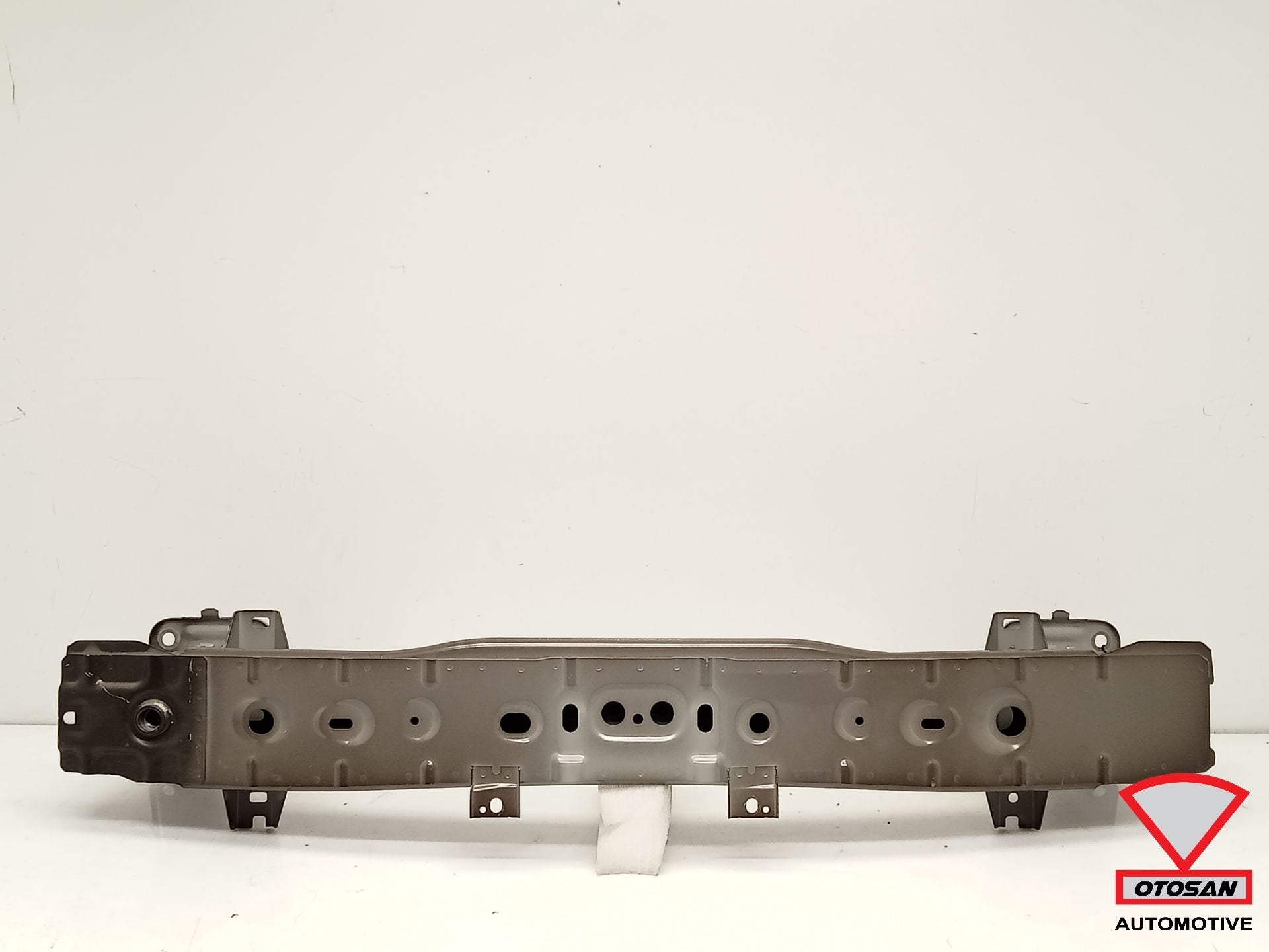 Mazda 3 2017 Bumperbalk Balk Voor Origineel!, Gebruikt, Shinchi, Fuchu-Cho 3-1
730-8670  Hiroshima, Voor, Mazda Motor Corporation
