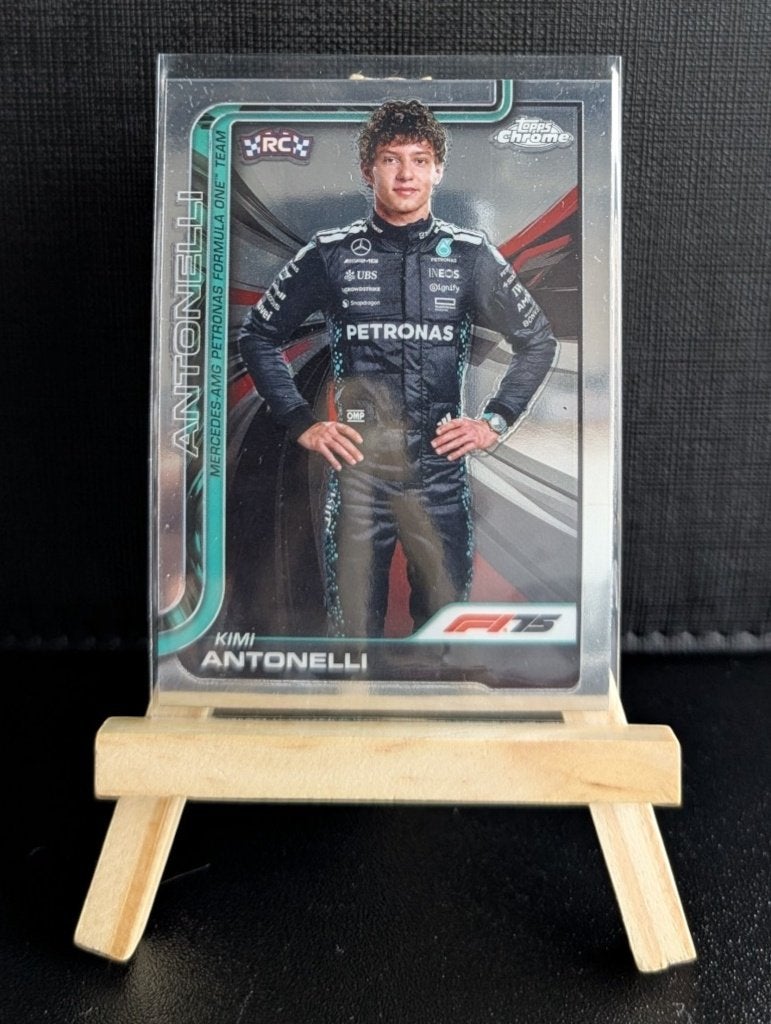 2025 topps chrome f1 Kimi Antonelli #8 Portrait, Ophalen of Verzenden, Zo goed als nieuw, Plaatje