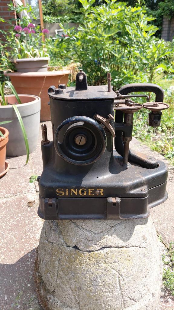 Vintage antiek Singer Naaimachine, Ophalen
