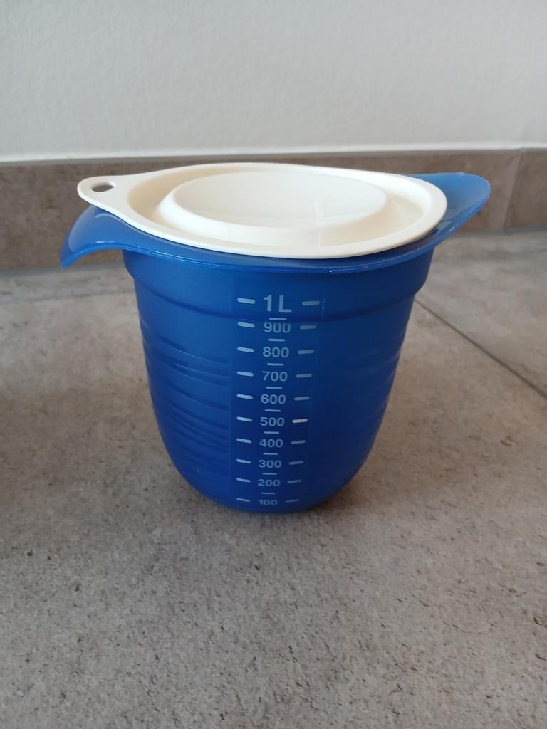 Tupperware litermaat, mixerkom,mix & meat met deksels 1ltr., Ophalen of Verzenden, Gebruikt, Wit, Overige typen