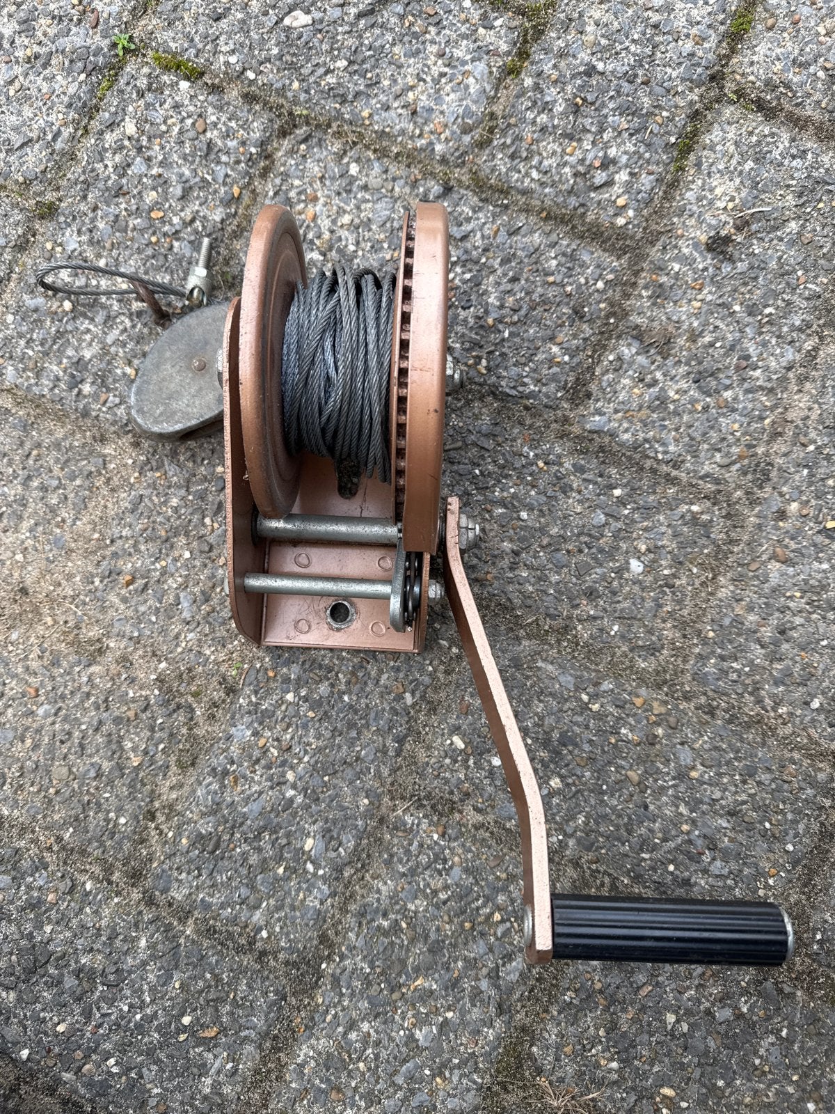 Dutton-Lainson Company Model 6825 Lier met kabel, Ophalen, Gebruikt, Handmatig