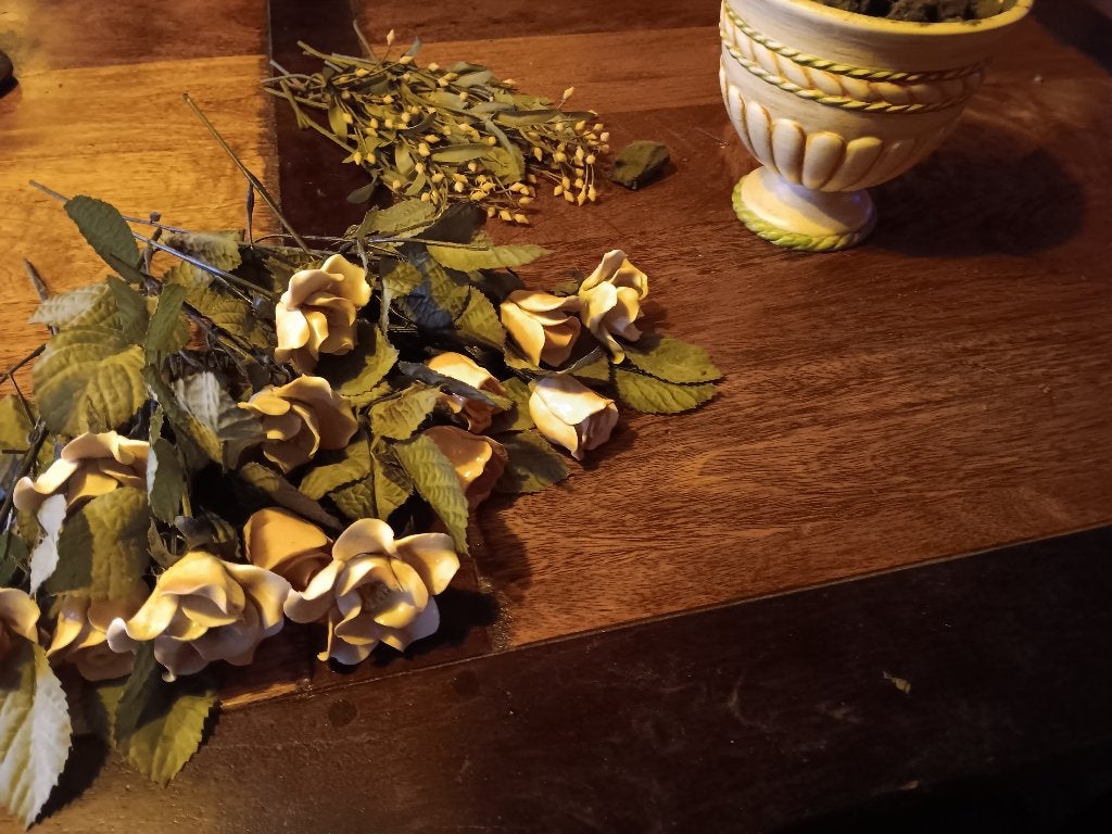 13 echte porseleinen bloemen carpodimonte porselein. met pot, Antiek en Kunst, Ophalen of Verzenden