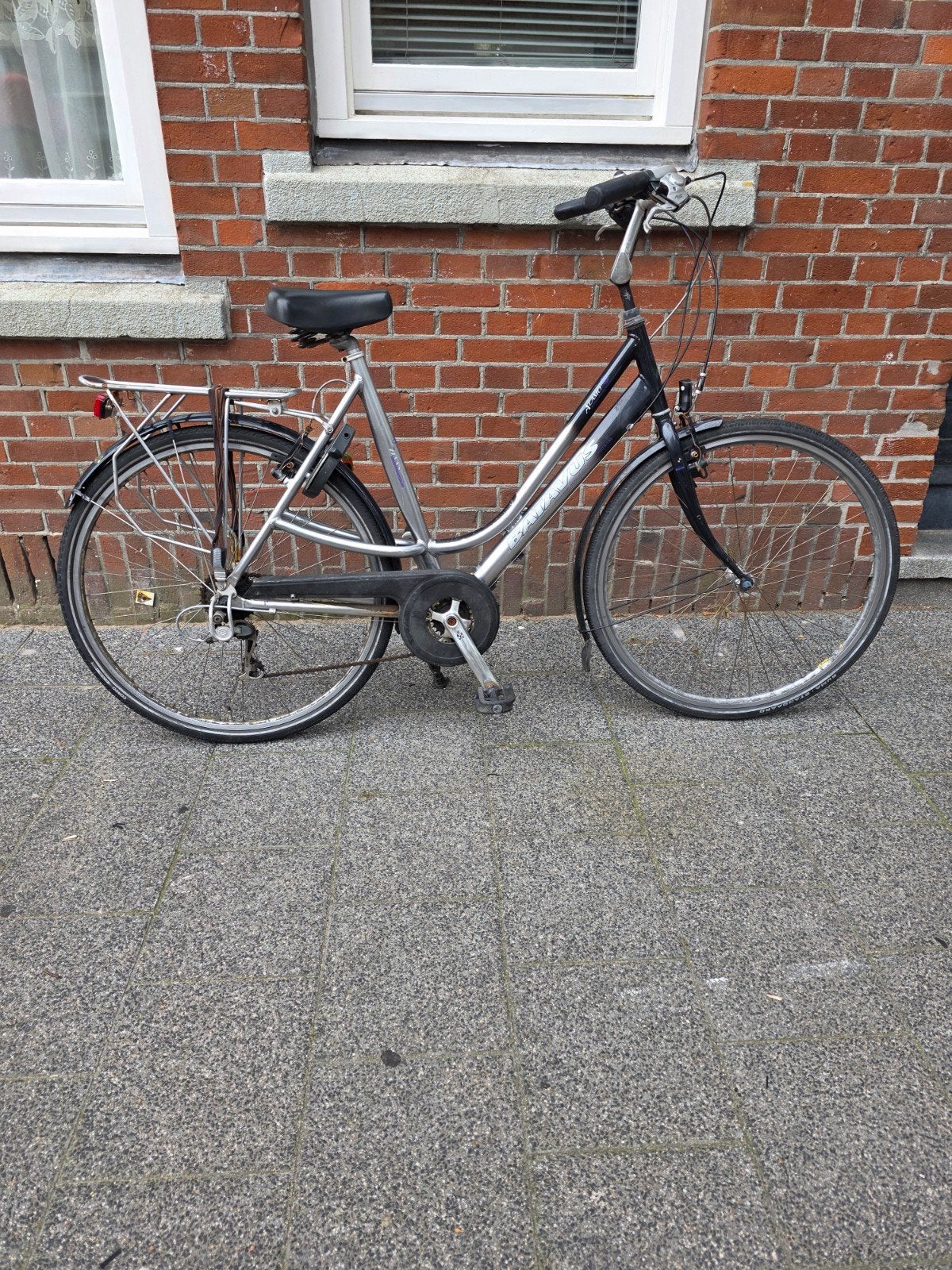 Batavus alamo damesfiets 28 inch with 24 gears, Fietsen en Brommers, Ophalen, 53 tot 56 cm, Batavus, Zo goed als nieuw