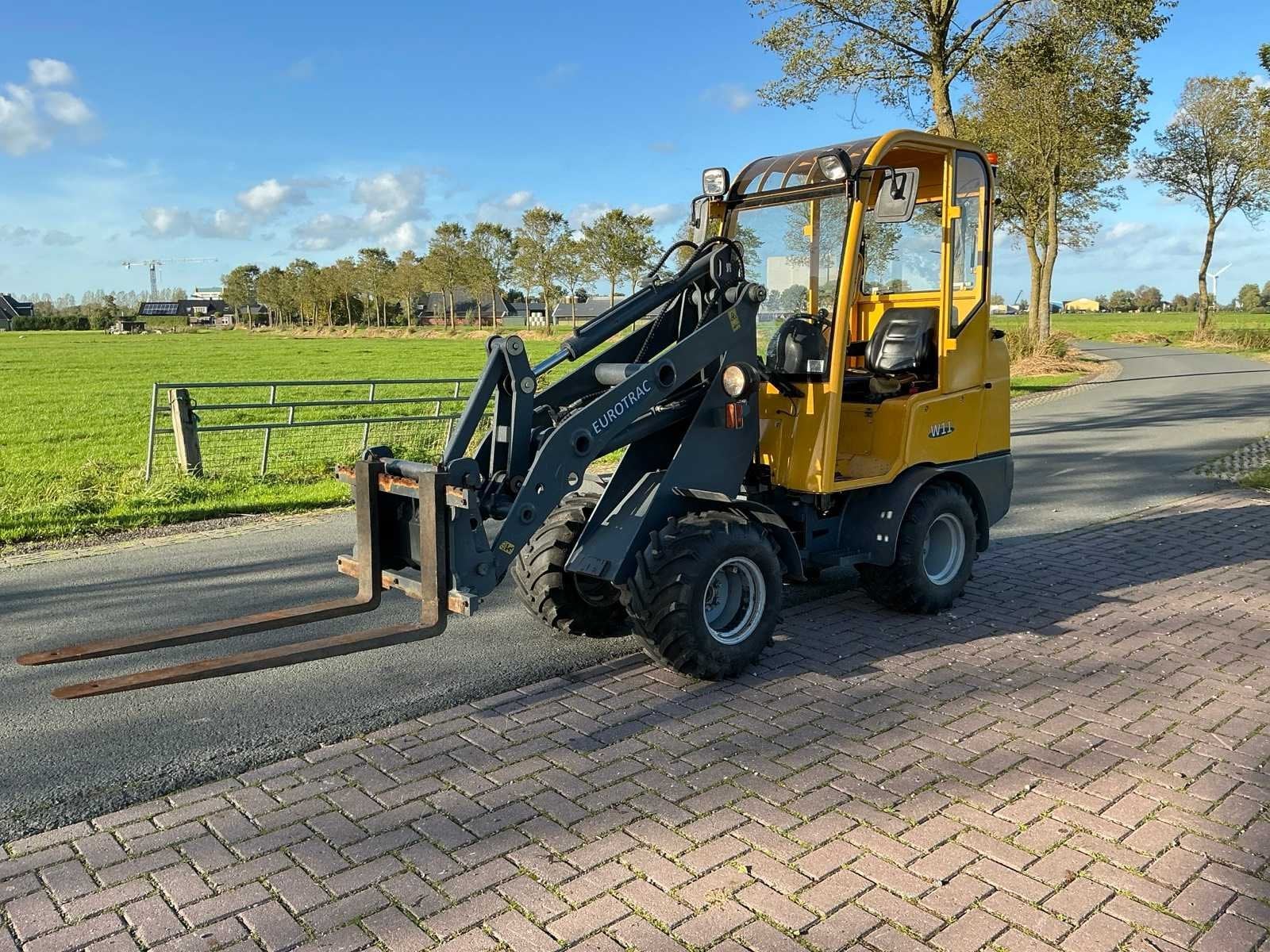 2012 Eurotrac W11 Shovel, Wiellader of Shovel