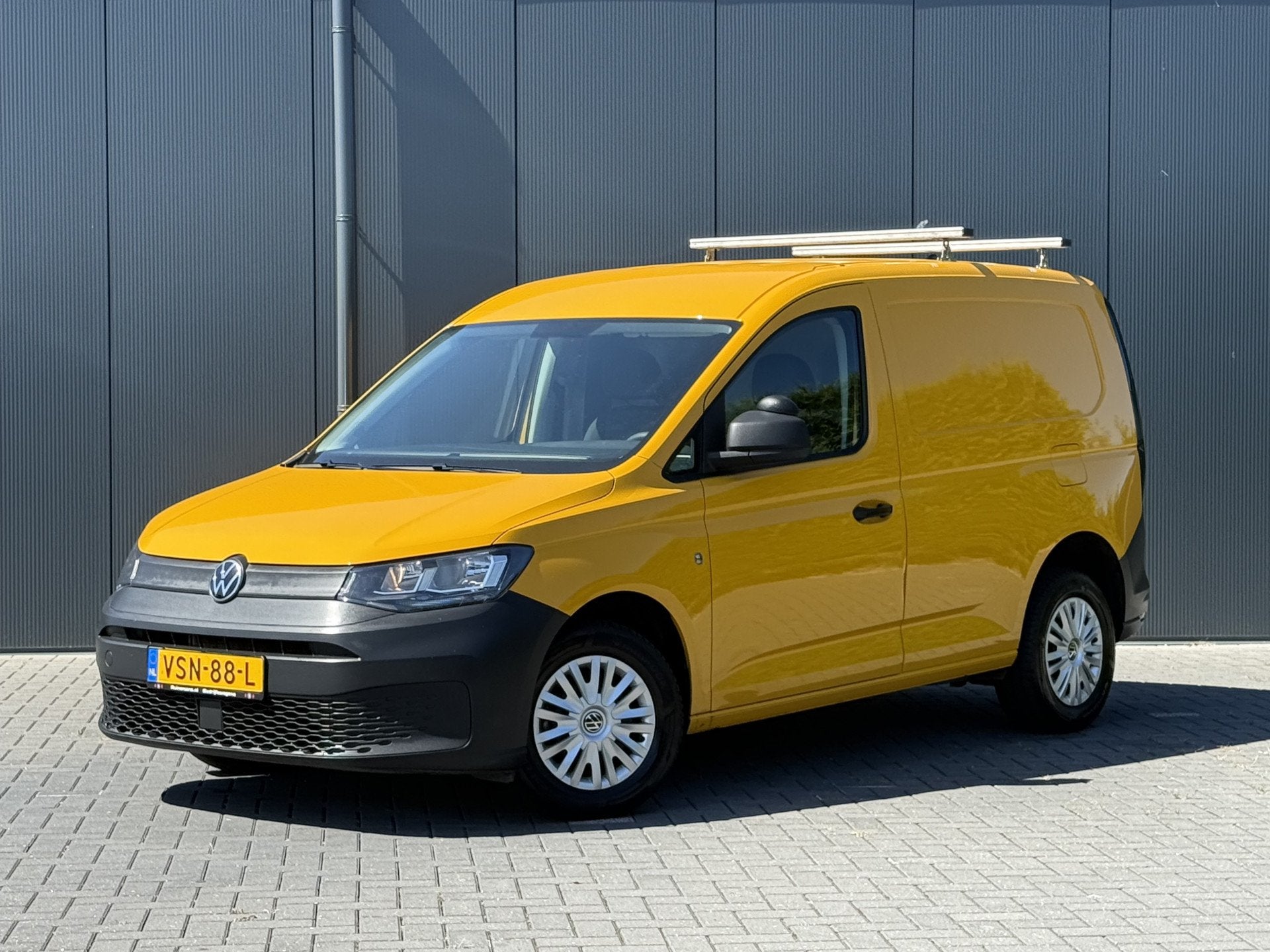 Volkswagen Caddy Cargo 2.0 TDI / L1H1 / 1e EIG / AIRCO / CRU, Voorwielaandrijving, Gebruikt, Euro 6, 4 cilinders