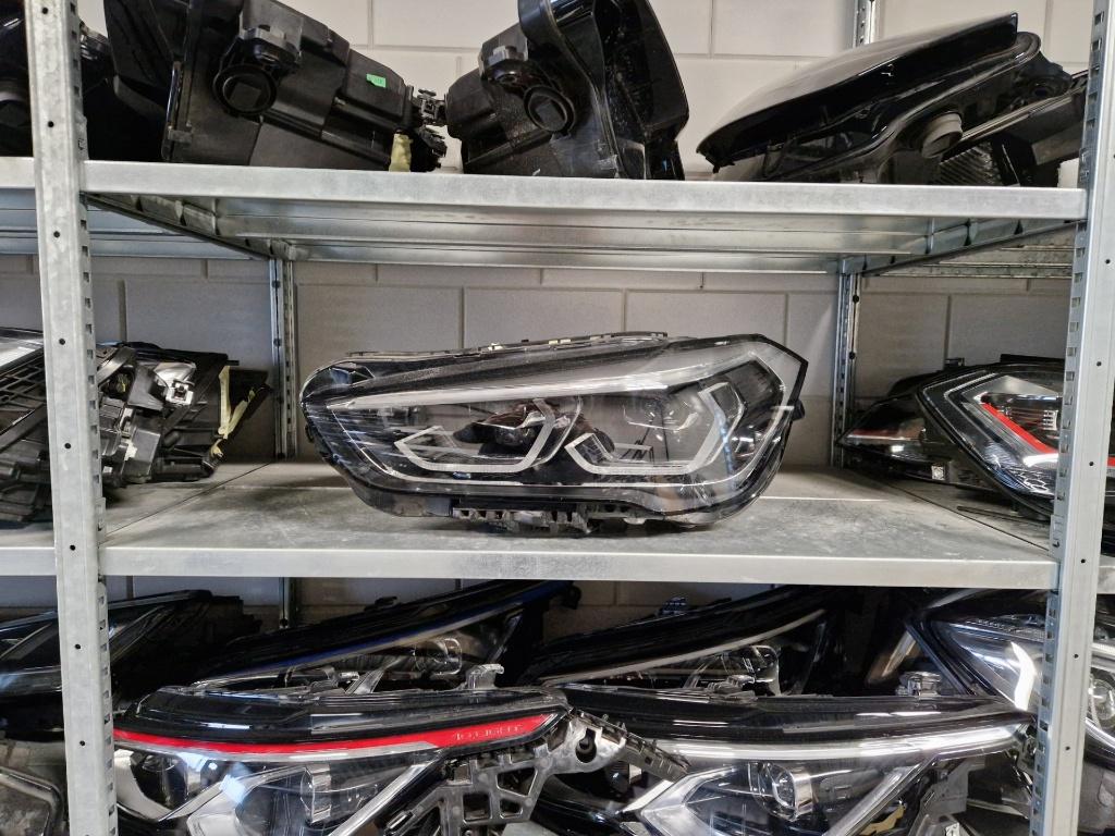 Facelift Bmw X1 F48 F49 LCI AHL VOL LED koplamp links, Ophalen of Verzenden, Gebruikt, BMW