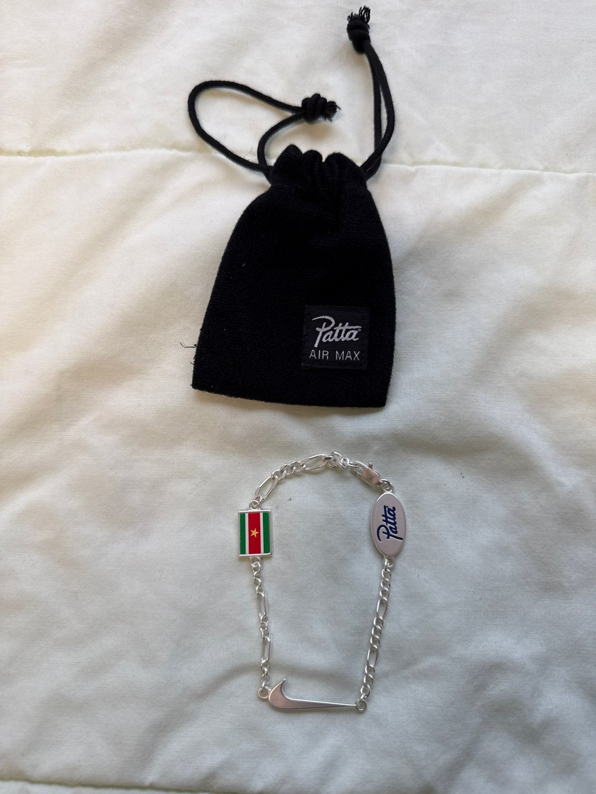 Patta Air Max Nike Armband Zilver met Suriname Vlag, Verzenden, Nieuw, Zilver, Overige materialen