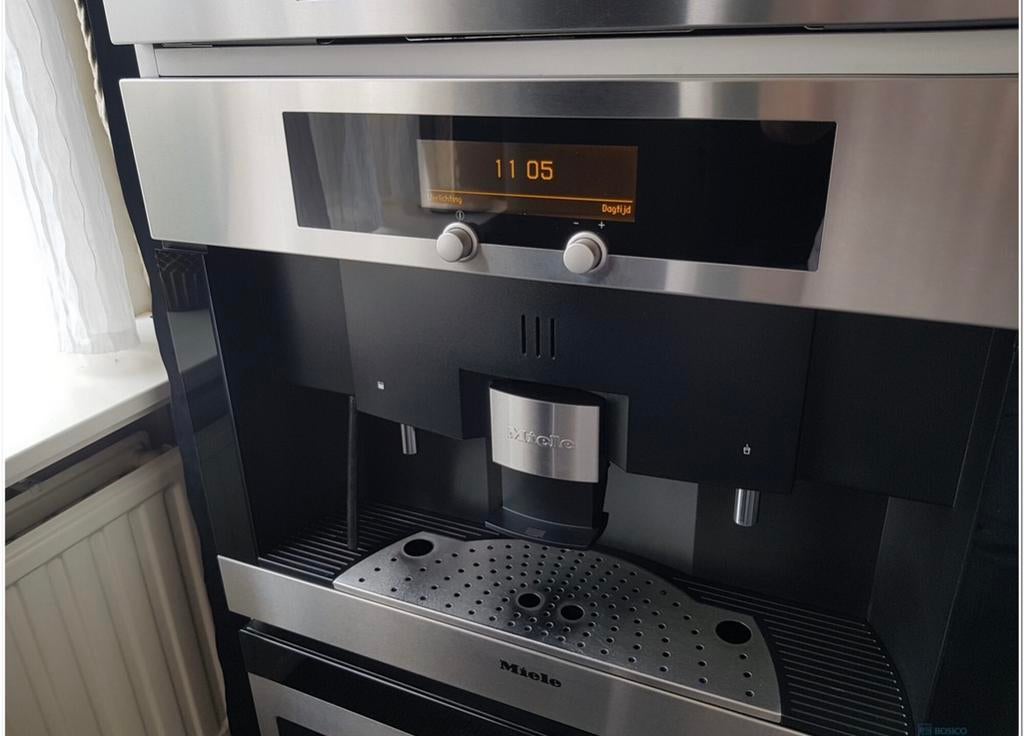 Miele Inbouw Koffiemachine Goed onderhouden!, Witgoed en Apparatuur, Koffiezetapparaten, 10 kopjes of meer, Koffiemachine, Ophalen of Verzenden