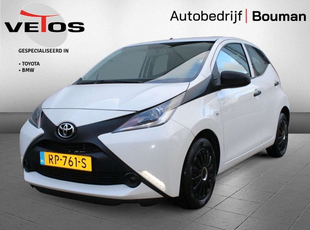 Toyota Aygo 1.0 x-fun 5-deurs / Airco Bluetooth Zuinig & Voo, Auto's, Toyota, 12 maanden, Stof, Gebruikt, Euro 6