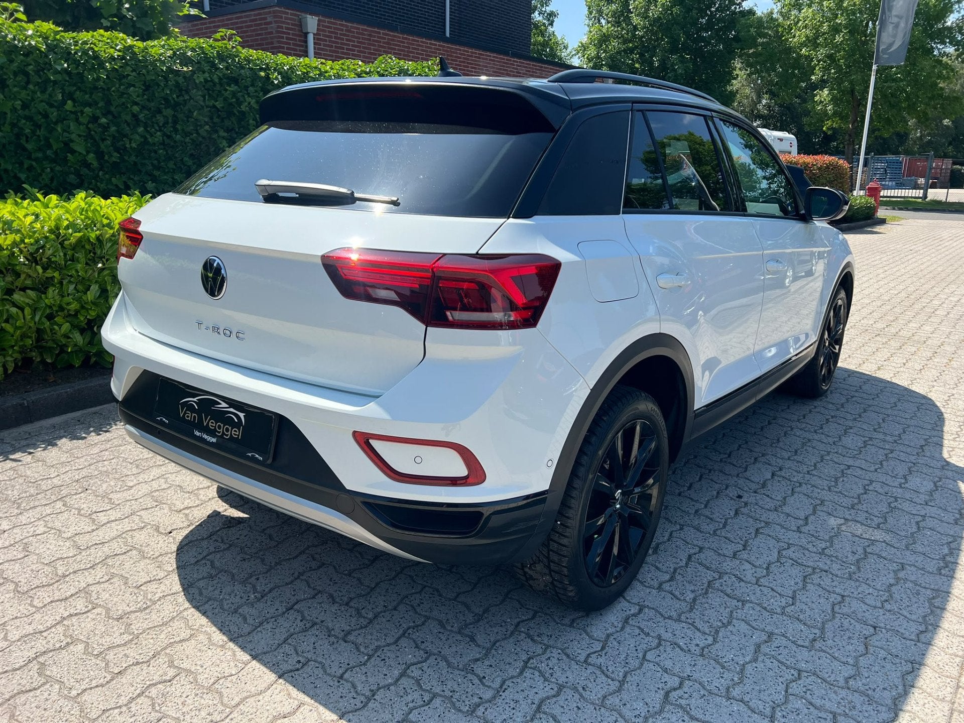 Volkswagen T-Roc 1.0 TSI Life camera, virtual cockpit, cruis, Auto's, Volkswagen, Voorwielaandrijving, Gebruikt, Zwart, Alcantara
