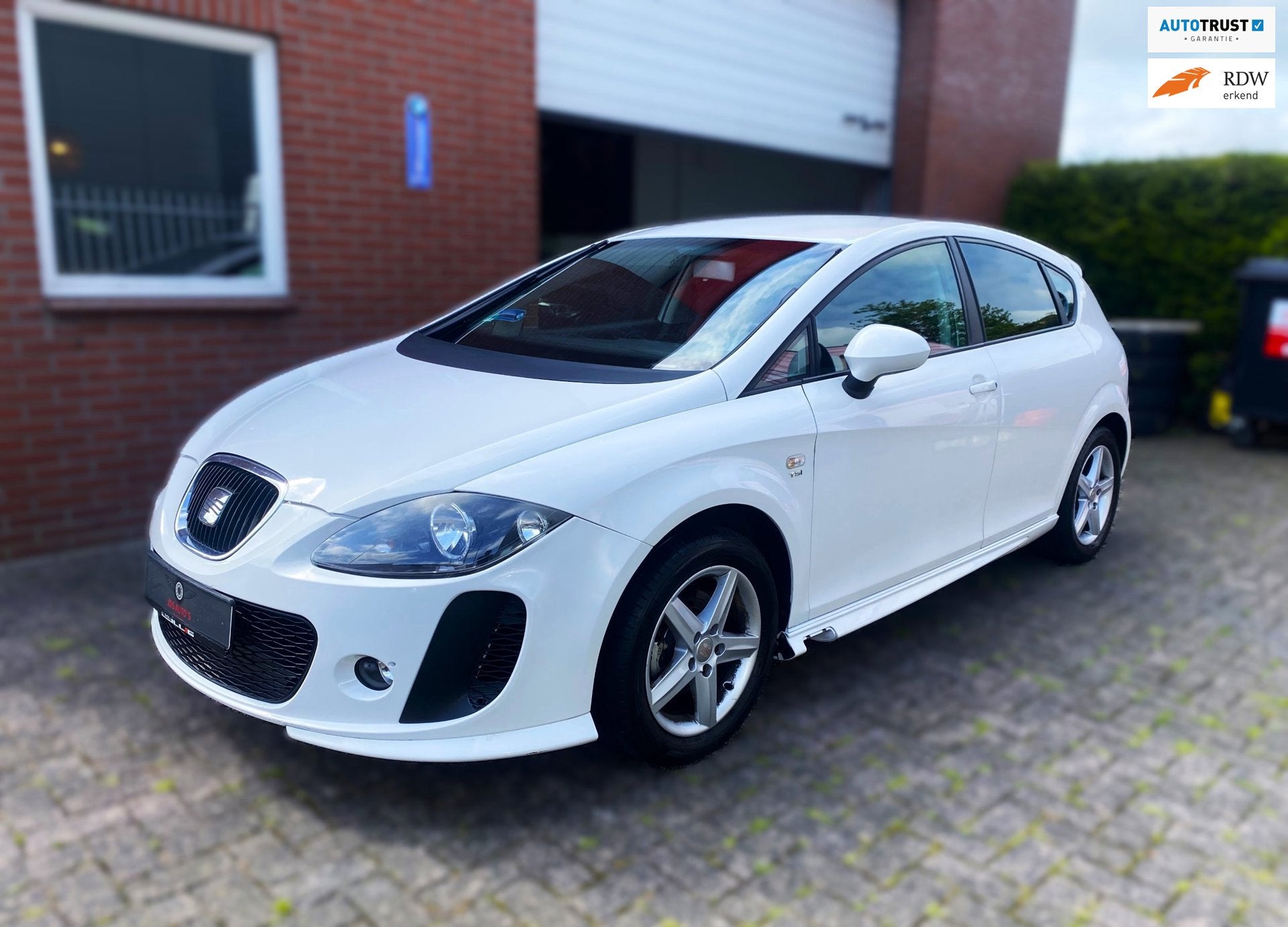 SEAT Leon 1.2 TSI Sport/ Cupra pakket/ FR/ Body kit, Voorwielaandrijving, 4 cilinders, Leon, Wit