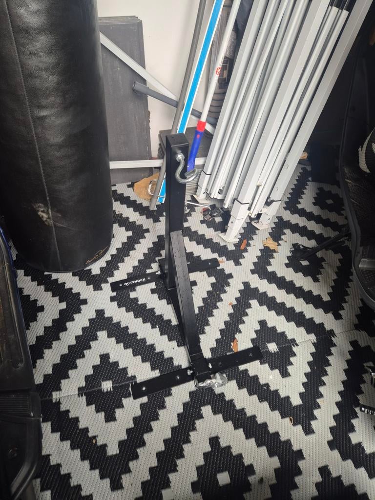Bokszak OUTSHOCK (40 kg) - Zo goed als nieuw, Ophalen of Verzenden
