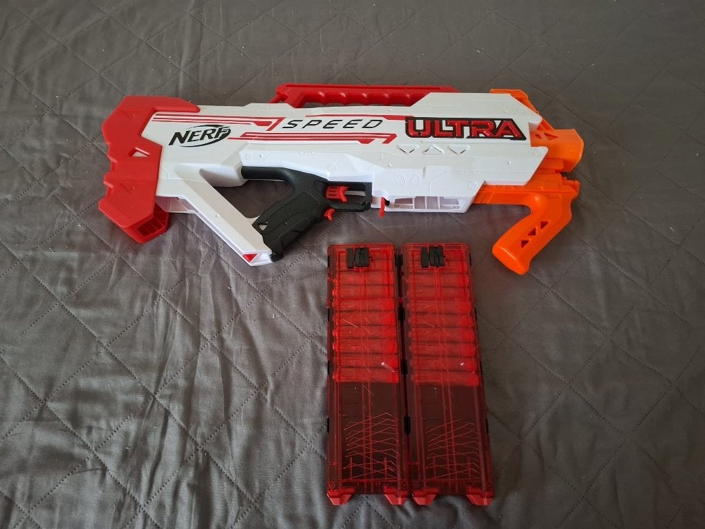 Nerf Ultra Speed Blaster - Volautomatisch + 2 Magazijnen, Ophalen, Zo goed als nieuw