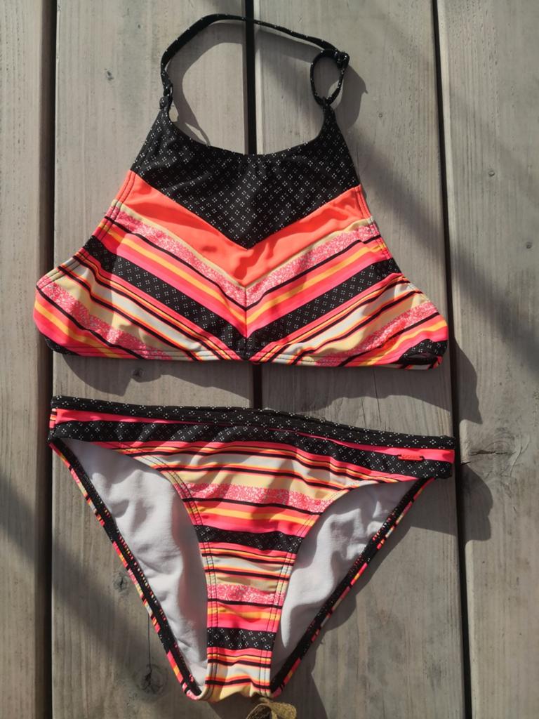 Bikini's nieuwstaat retour, protest, Ophalen of Verzenden, Zo goed als nieuw, Meisje