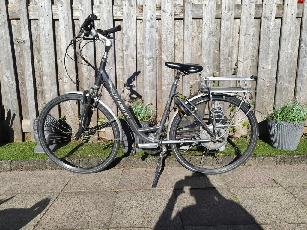 Trek Navigator T500 elektrische fiets, Fietsen en Brommers, Elektrische fietsen, Gebruikt, 51 tot 55 cm, 30 tot 50 km per accu