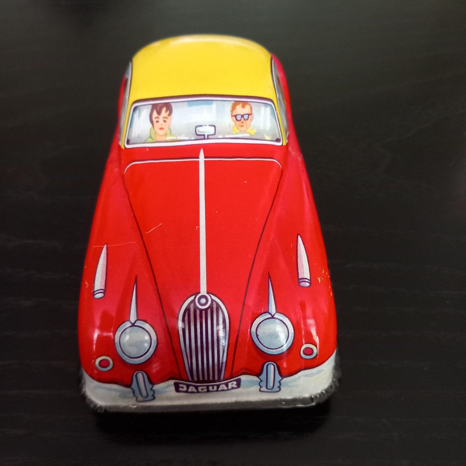 Vintage blikken speelgoedauto Jaguar rood geel, Ophalen of Verzenden
