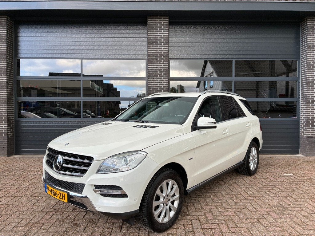 Mercedes-benz M-KLASSE ML 350 Navi , ACC , Clima, Auto's, Automaat, Gebruikt, 138 €/maand, Wit