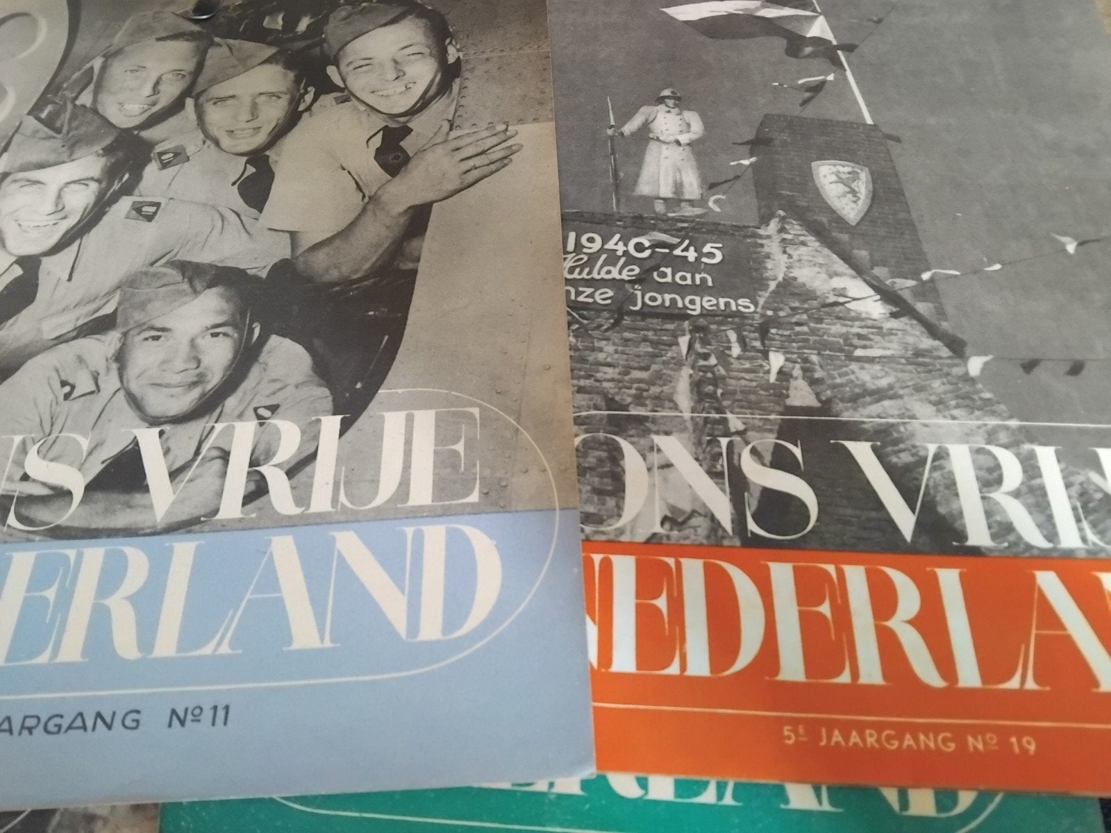 Ons Vrije Nederland - Oorlogstijdschrift (1945), Ophalen of Verzenden, Gelezen, Overige typen