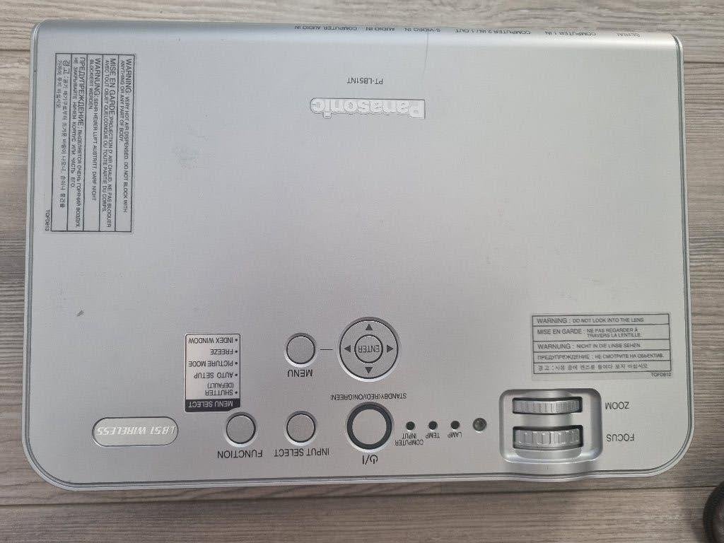 Panasonic PT-LB51NT beamer, Panasonic, HD (720), Ophalen of Verzenden, Zo goed als nieuw