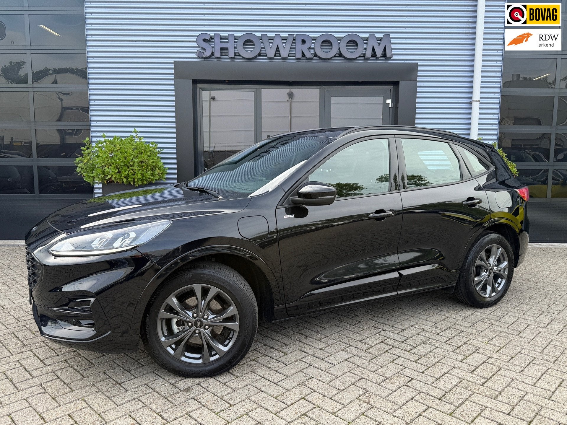 Ford Kuga 2.5 PHEV ST-Line X Automaat|Leder|Camera|Navi|18in, Adaptive Cruise Control, Gebruikt, 4 cilinders, Zwart