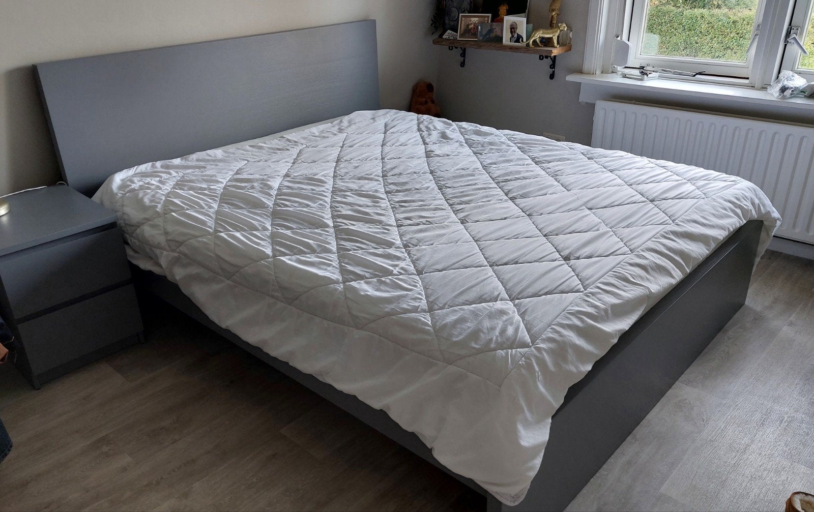 2 persoonsbed 160x200 inclusief lattenbodem excl  matras, Ophalen, Tweepersoons, Zo goed als nieuw, Grijs