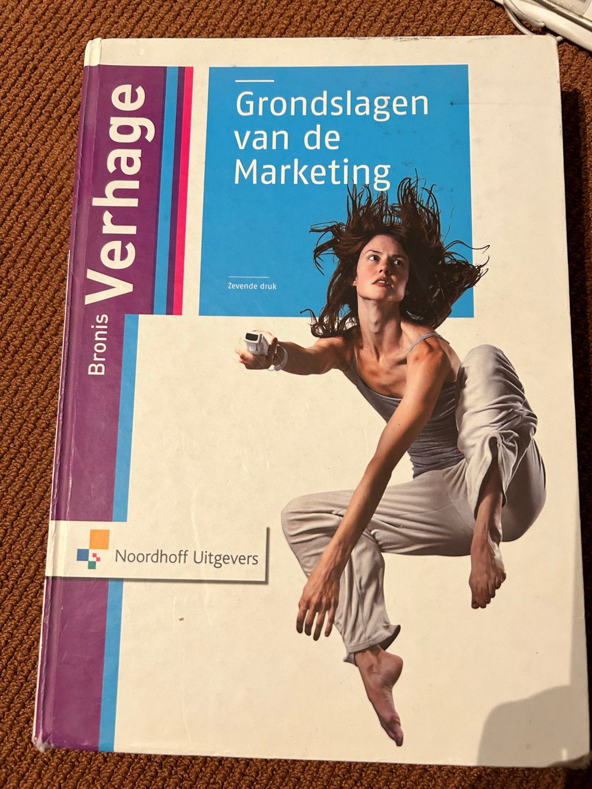 Grondslagen van de Marketing - Bronis Verhage, Boeken, Ophalen of Verzenden, Gamma, Gelezen, MBO