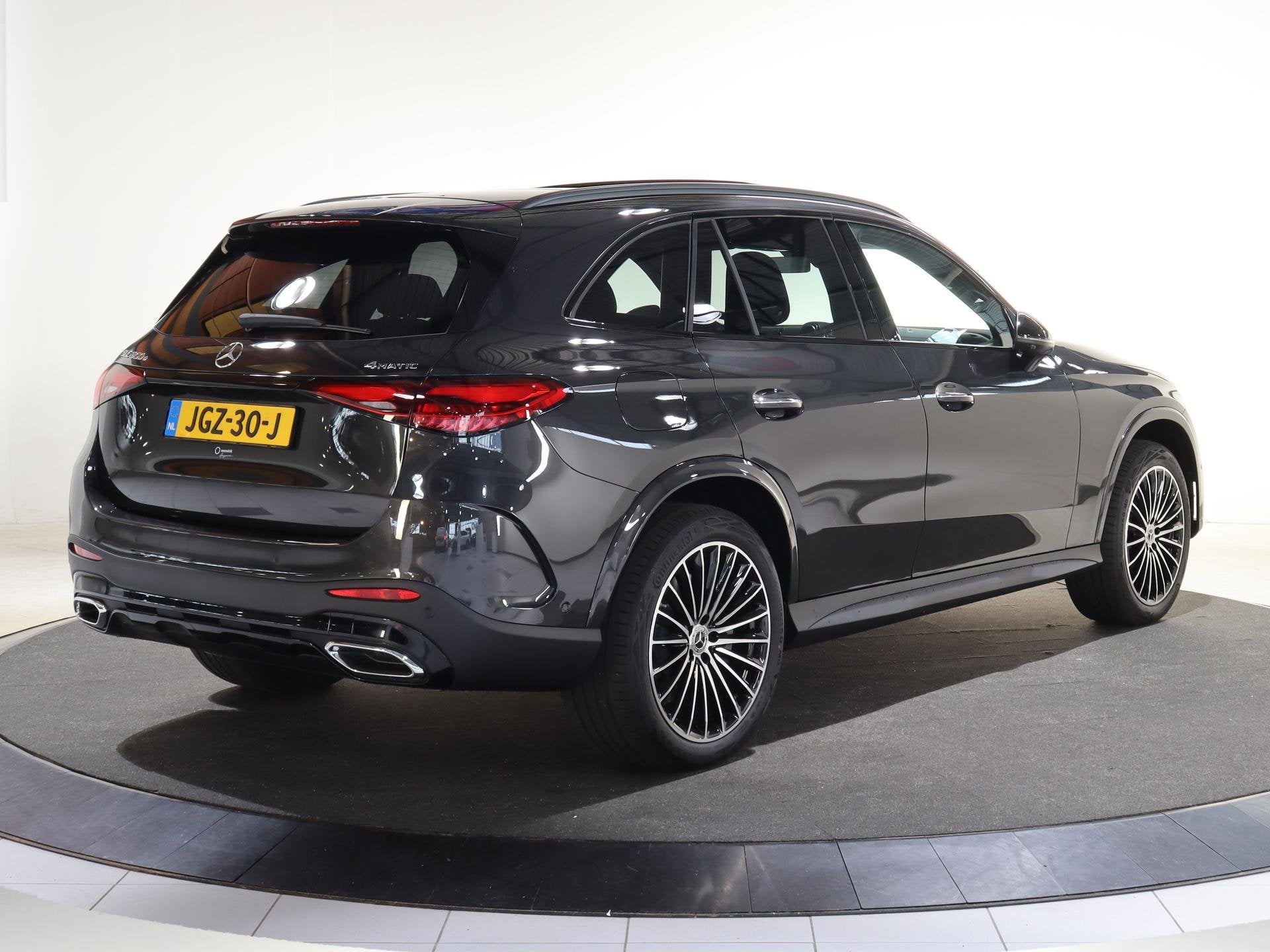 Mercedes-Benz GLC-klasse 300e 4MATIC Sport Edition | Panoram, Auto's, Automaat, 4 cilinders, 2000 kg, 167 km/l