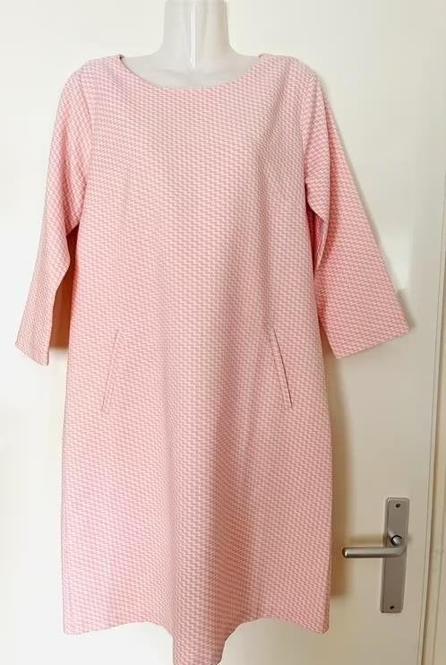 Cavallaro roze jurk maat 40[v], Maat 42/44 (L), Ophalen of Verzenden, Zo goed als nieuw, Roze