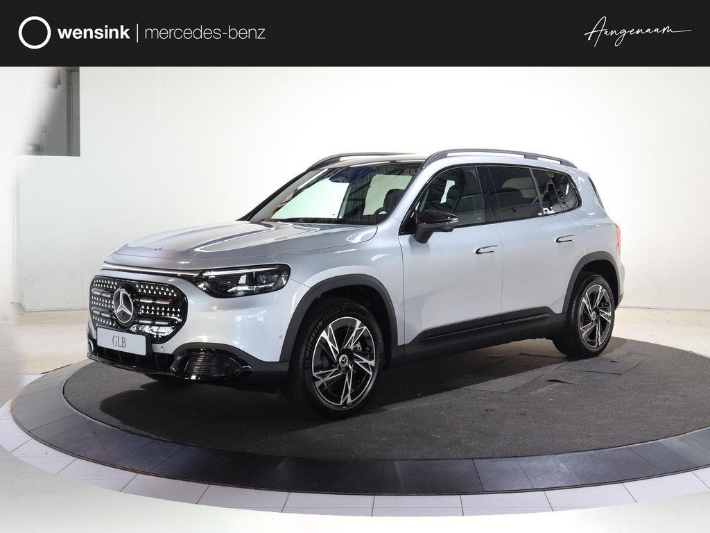 Mercedes-Benz GLB-Klasse 250+ Business Solution Luxury 7p. 8, Auto's, Mercedes-Benz, Achterwielaandrijving, Zwart, 626 km, 7 stoelen