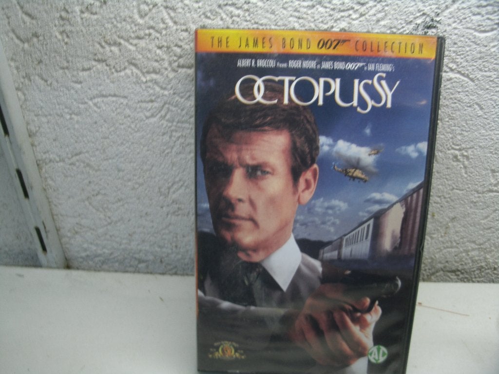 vhs 33b octopussy, Alle leeftijden, Ophalen of Verzenden, Zo goed als nieuw, Actie en Avontuur