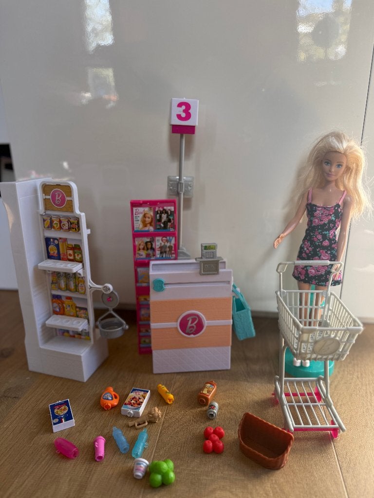 Barbie Supermarkt Speelset met Pop en Accessoires, Ophalen of Verzenden, Gebruikt, Barbie