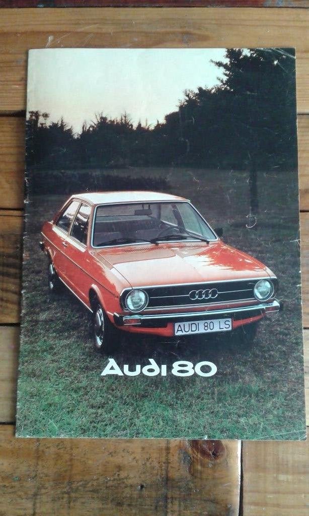 Audi 80  jan 1976 brochure, Gelezen, Diverse auteurs, Ophalen of Verzenden, Audi