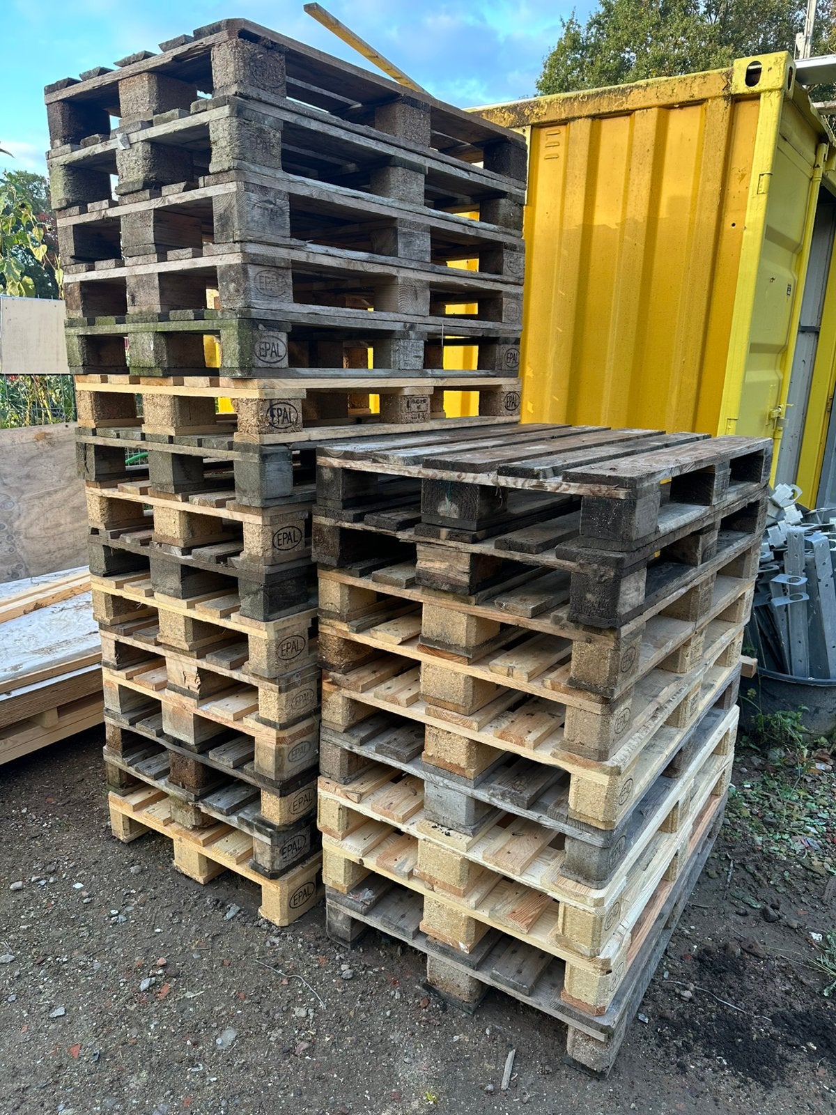 24 stuks Europallets, Ophalen, Minder dan 25 mm, Zo goed als nieuw, Pallet