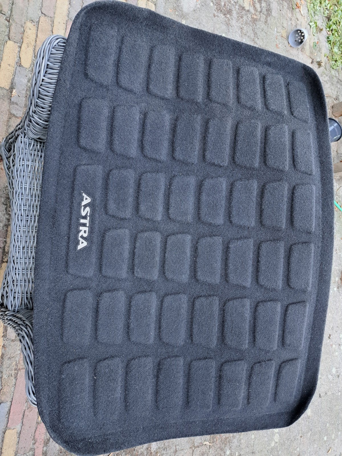 Kofferbakmat voor Opel Astra K HB dubbelzijdig, Ophalen