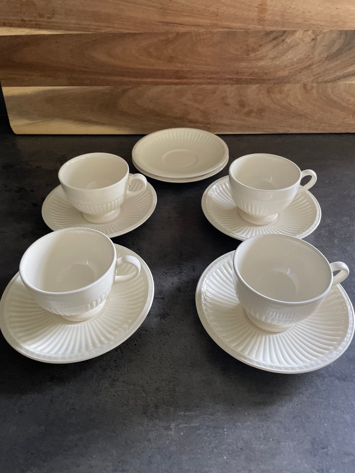 Wedgwood kop en schotel (8cm doorsnede) - Zo goed als nieuw, Ophalen of Verzenden, Zo goed als nieuw, Kop(pen) en/of Schotel(s)