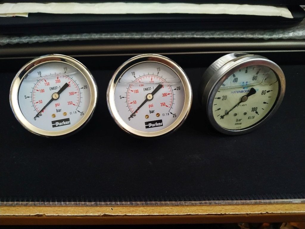 PARKER EN837-1 PRESSURE GAUGE 0-25 BAR, Ophalen of Verzenden, Zo goed als nieuw