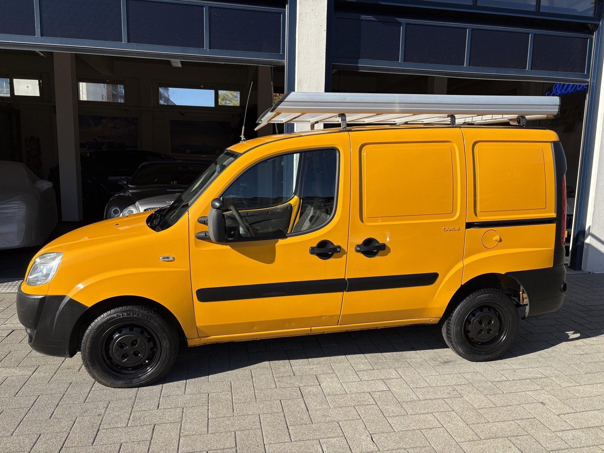 Fiat Doblò 1.6 BENZINE Comfort NAP/SCHUIFDEUR/NETTE STAAT, Auto's, Voorwielaandrijving, Gebruikt, Elektrische ramen, 4 cilinders